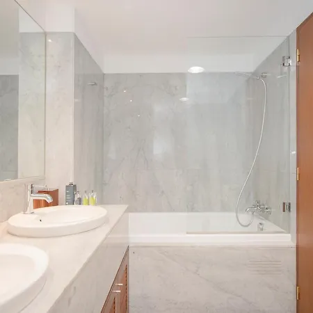 Liiiving In - Douro Riverside Porto