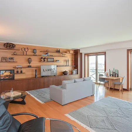 Liiiving In - Douro Riverside Apartment Porto