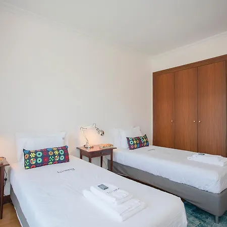 Liiiving In - Douro Riverside