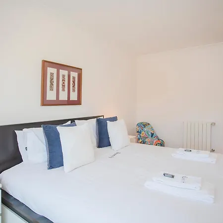 Liiiving In - Douro Riverside شقة