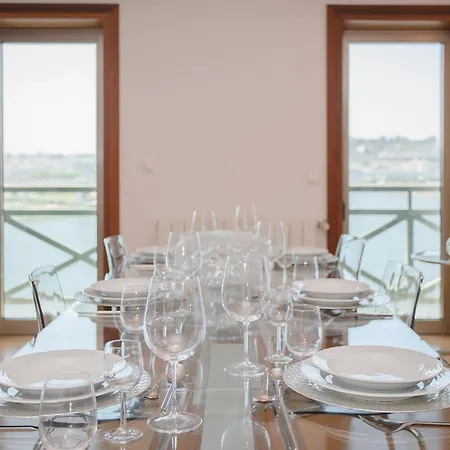 Liiiving In - Douro Riverside *